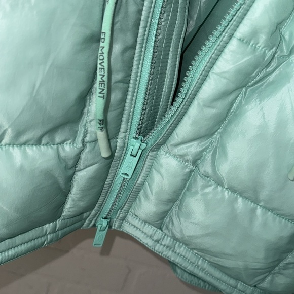 Free People coat Patricia poncho hoodie snap jacket sides NWT small green mist - Picture 13 of 16